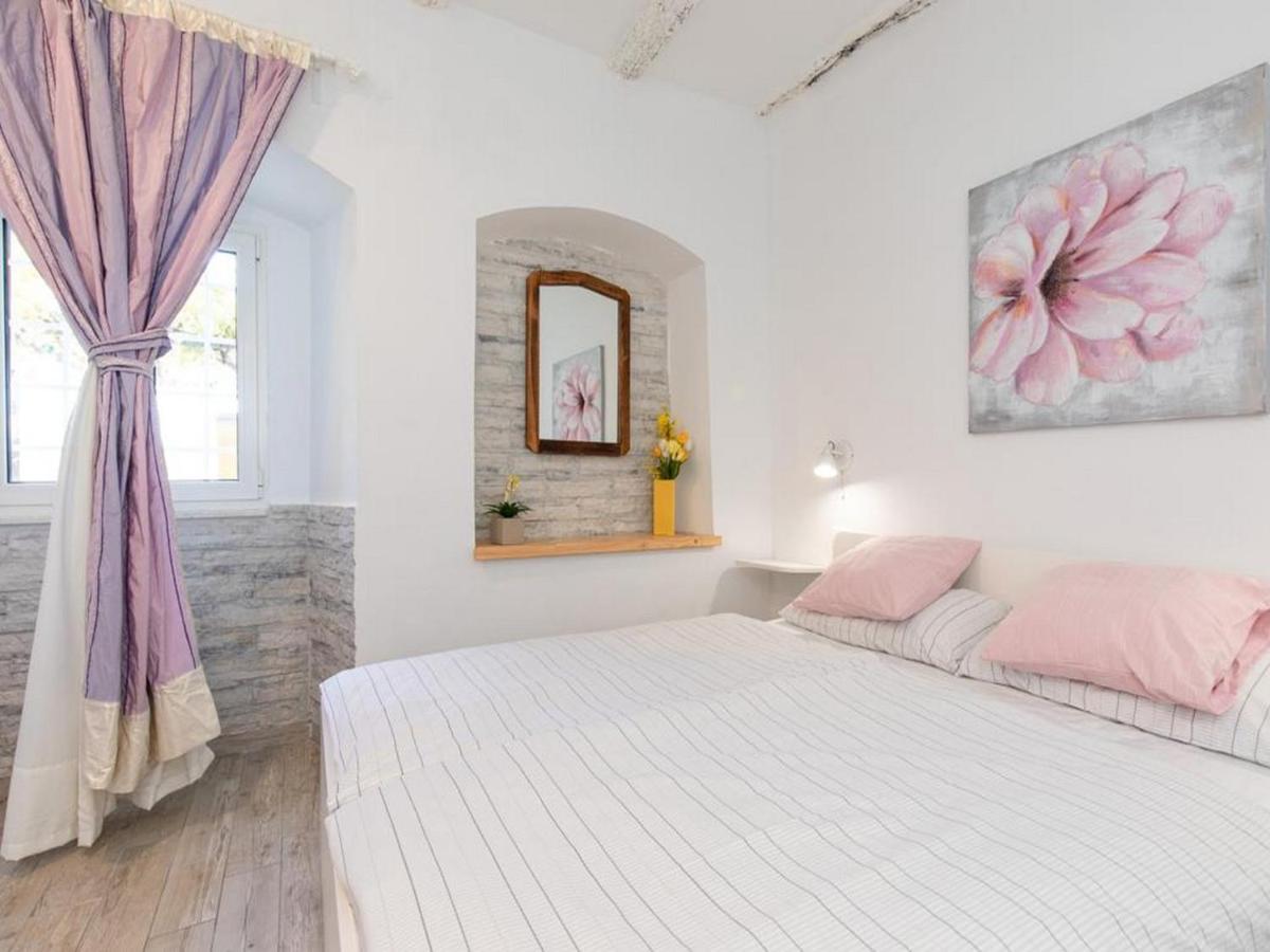 Apartment Sisi *